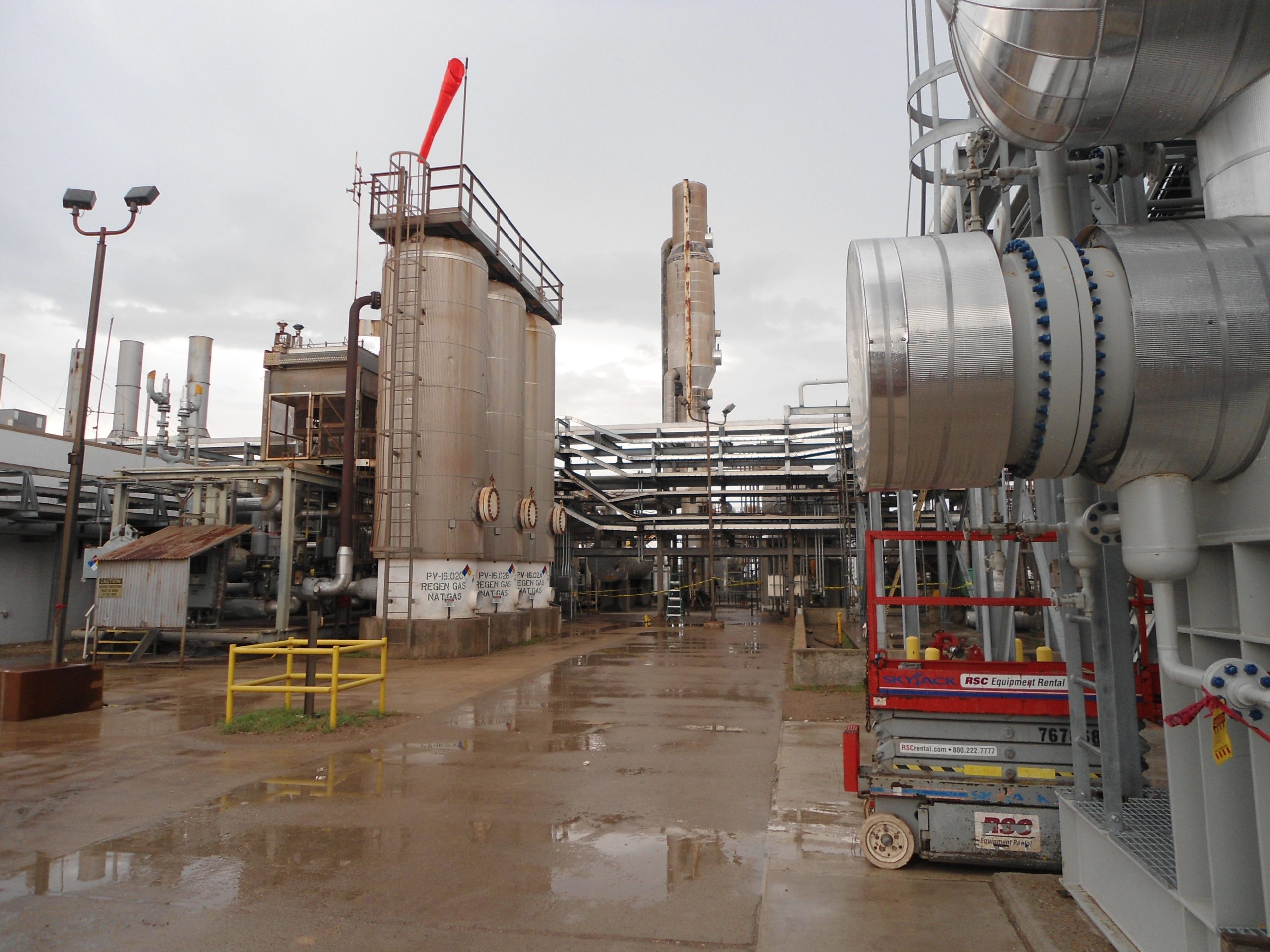 1,275 TR PROPANE REFRIGERATION SYSTEM FOR A CHEMICAL PLANT MET STRICT